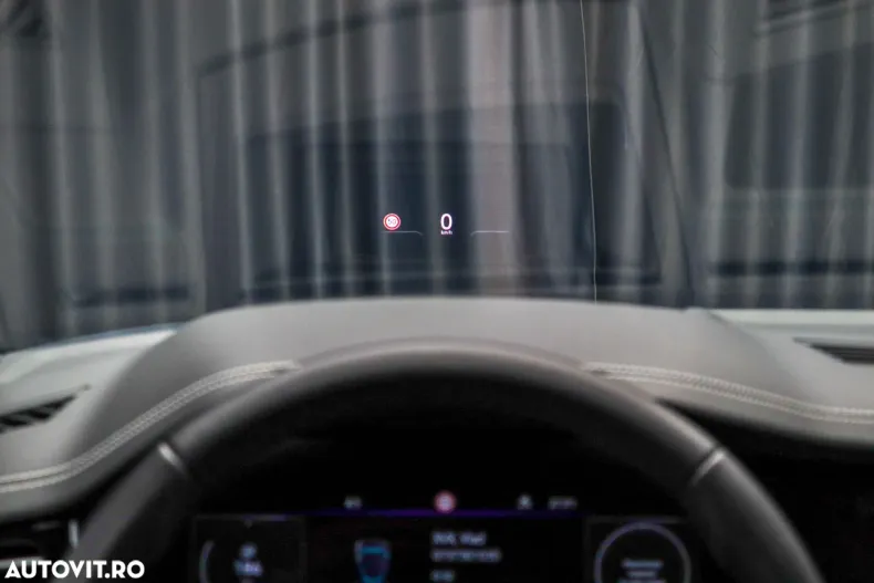 Volkswagen Touareg din 2021 cu 87.666 km - oferta VOL144916 - foto 29