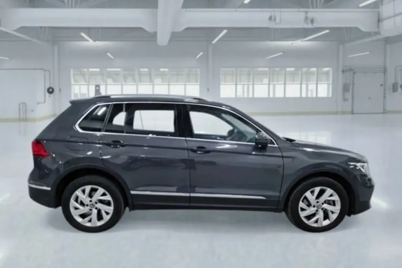 Volkswagen Tiguan din 2021 cu 110.529 km - oferta VOL144928 - foto 3