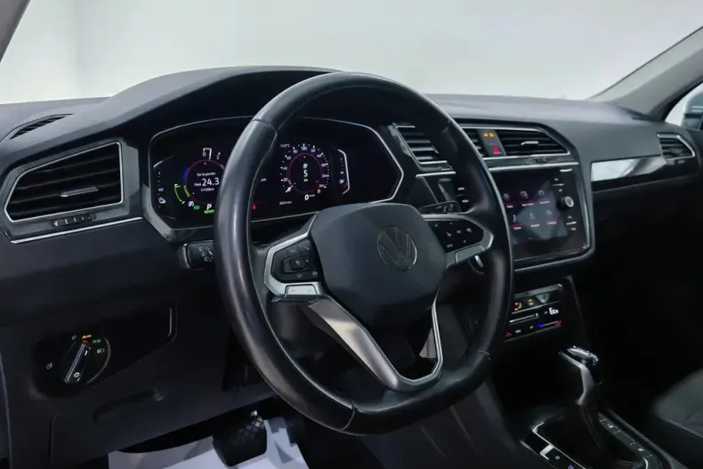 Volkswagen Tiguan din 2021 cu 110.529 km - oferta VOL144928 - foto 5