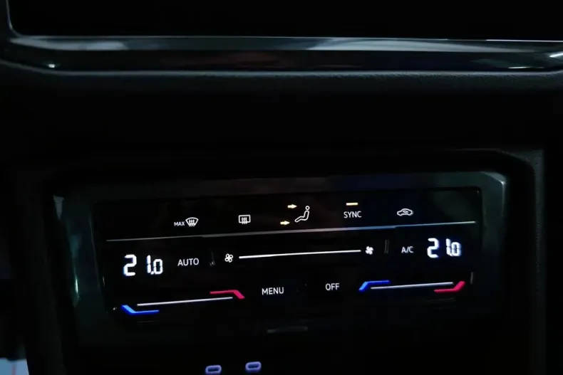 Volkswagen Tiguan din 2021 cu 110.529 km - oferta VOL144928 - foto 10