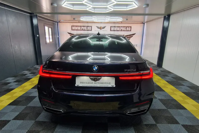 BMW Seria 7 din 2019 cu 71.129 km - oferta BMW144933 - foto 6