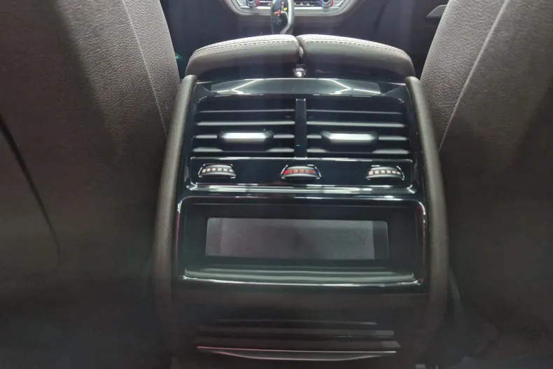 BMW Seria 7 din 2019 cu 71.129 km - oferta BMW144933 - foto 19