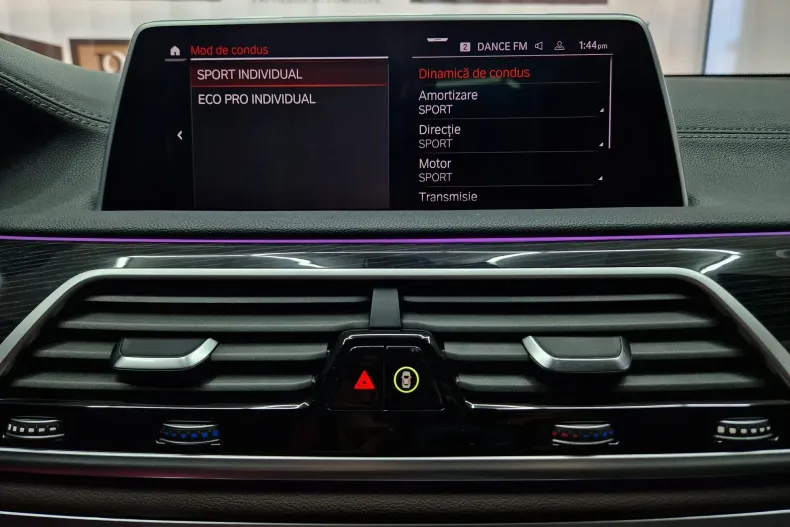 BMW Seria 7 din 2019 cu 71.129 km - oferta BMW144933 - foto 23