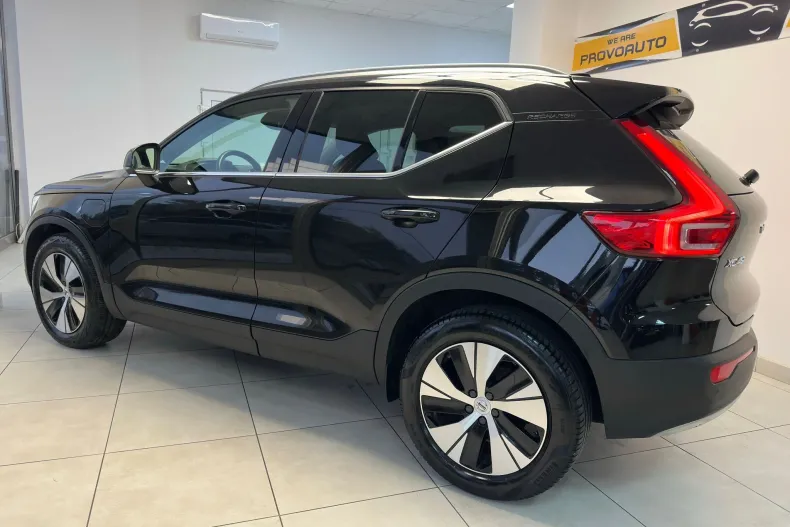 Volvo XC40 din 2021 cu 140.000 km - oferta VOL144942 - foto 3