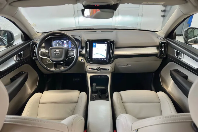 Volvo XC40 din 2021 cu 140.000 km - oferta VOL144942 - foto 6