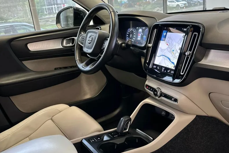 Volvo XC40 din 2021 cu 140.000 km - oferta VOL144942 - foto 15