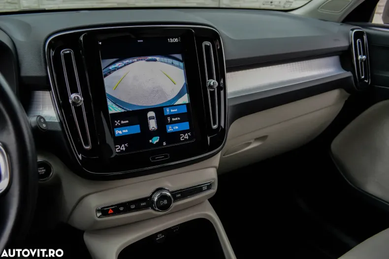 Volvo XC40 din 2021 cu 149.988 km - oferta VOL144951 - foto 7