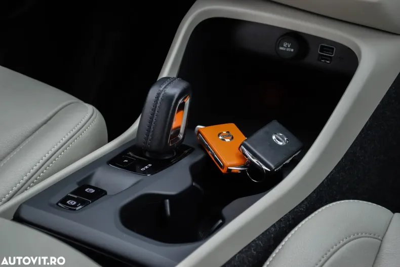 Volvo XC40 din 2021 cu 149.988 km - oferta VOL144951 - foto 29