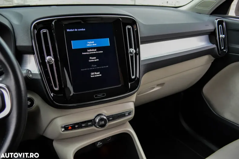 Volvo XC40 din 2021 cu 149.988 km - oferta VOL144951 - foto 38
