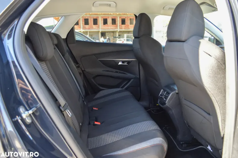 Peugeot 3008 din 2020 cu 147.048 km - oferta PEU144952 - foto 27