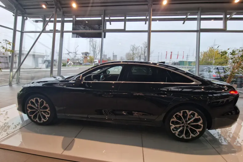 Audi A6 din 2025 cu 5 km - oferta AUD144954 - foto 5