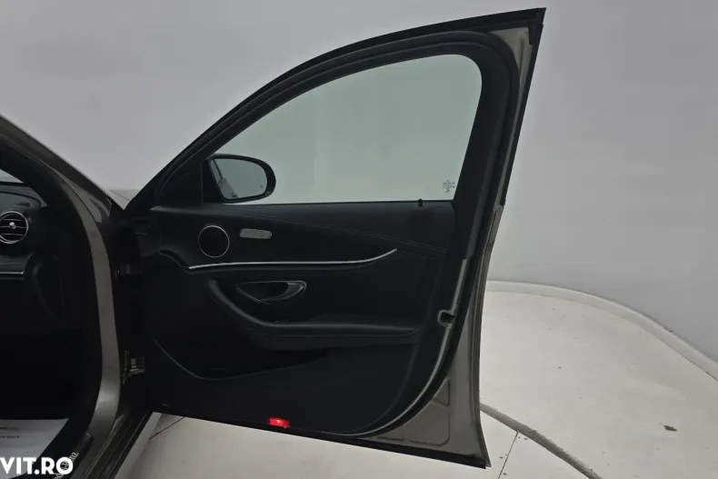 Mercedes-Benz E din 2021 cu 70.194 km - oferta MER144961 - foto 18