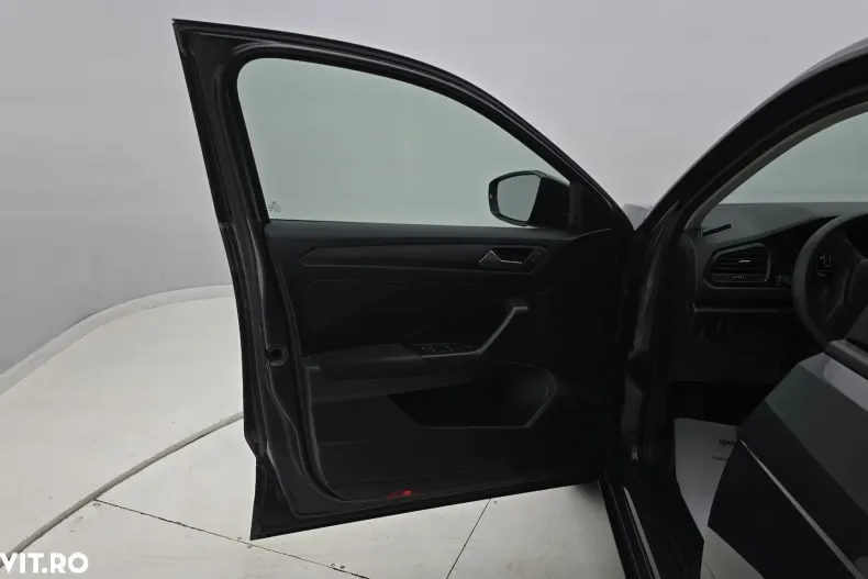 Volkswagen T-Roc din 2020 cu 121.240 km - oferta VOL144977 - foto 10