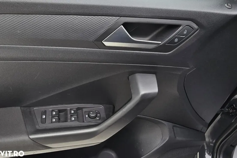 Volkswagen T-Roc din 2020 cu 121.240 km - oferta VOL144977 - foto 11