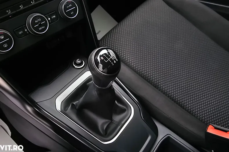 Volkswagen T-Roc din 2020 cu 121.240 km - oferta VOL144977 - foto 17