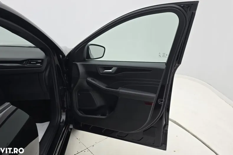 Ford Kuga din 2022 cu 72.427 km - oferta FOR144987 - foto 18