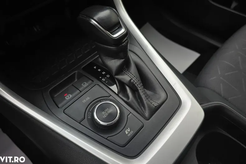 Toyota RAV4 din 2019 cu 87.462 km - oferta TOY144995 - foto 17