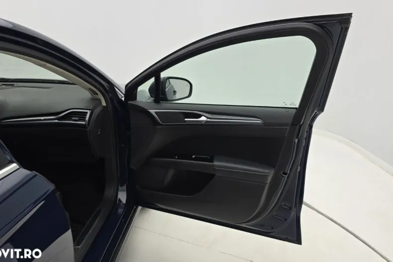 Ford Mondeo din 2020 cu 56.510 km - oferta FOR144996 - foto 18