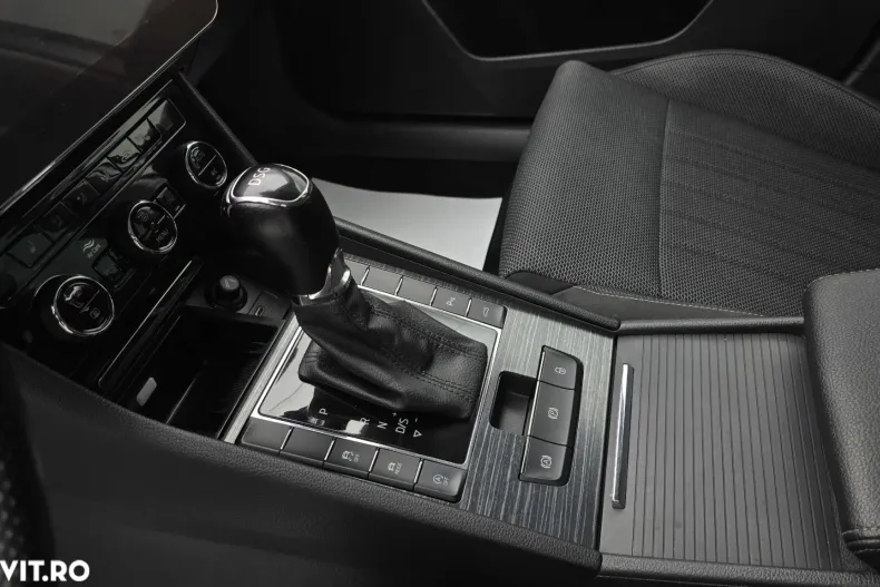 Skoda Superb din 2022 cu 137.505 km - oferta SKO145002 - foto 17