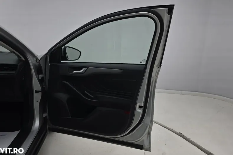 Ford Focus din 2019 cu 99.603 km - oferta FOR145005 - foto 18