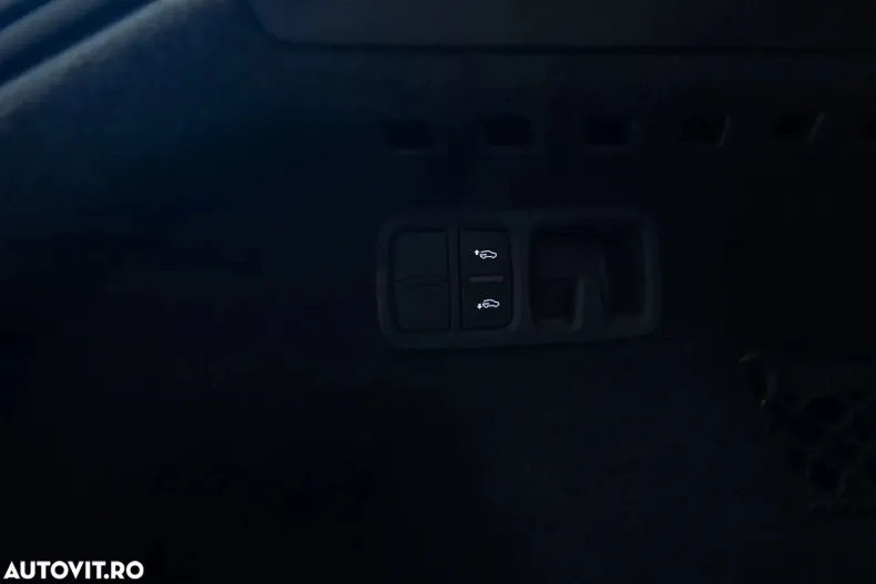 Audi Q8 din 2022 cu 60.236 km - oferta AUD145016 - foto 35