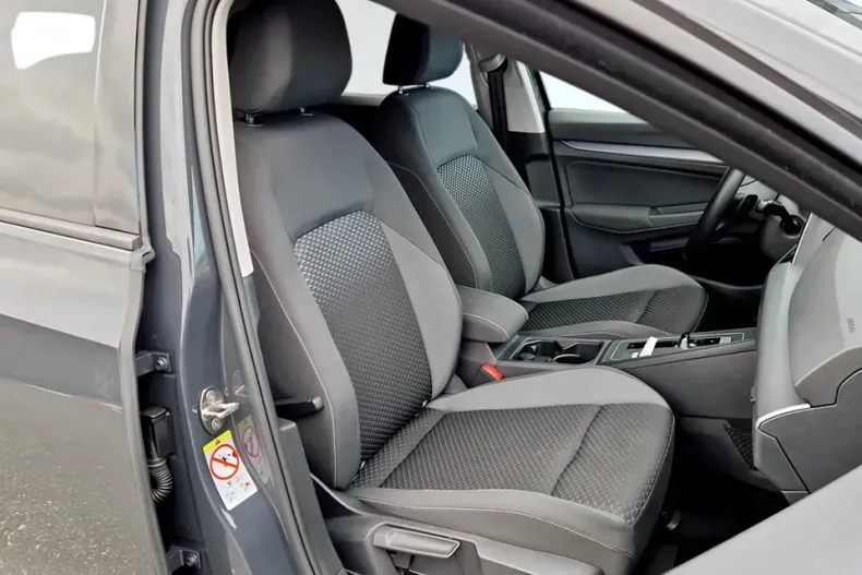 Volkswagen Golf din 2022 cu 70.563 km - oferta VOL145035 - foto 13