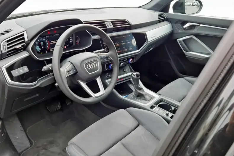 Audi Q3 din 2025 cu 5.232 km - oferta AUD145037 - foto 17