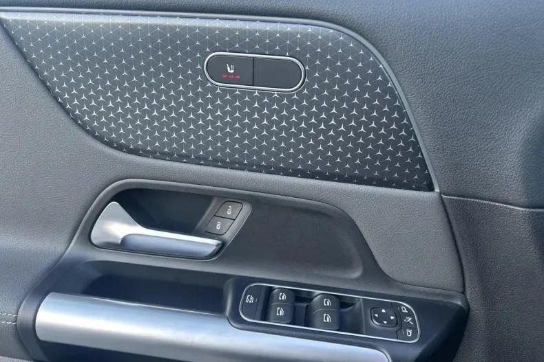 Mercedes-Benz EQA din 2025 cu 14.190 km - oferta MER145038 - foto 16