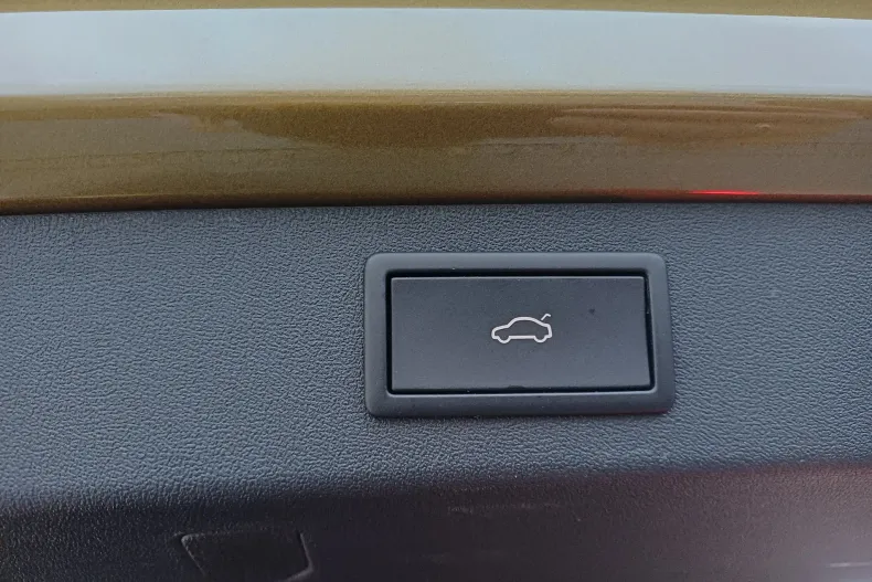 Skoda Kodiaq din 2024 cu 18.803 km - oferta SKO145043 - foto 33