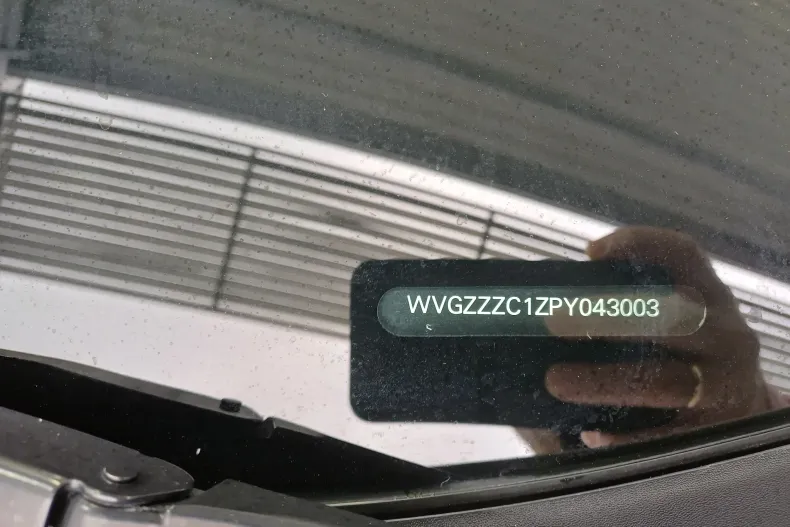 Volkswagen T-Cross din 2022 cu 104.753 km - oferta VOL145044 - foto 33