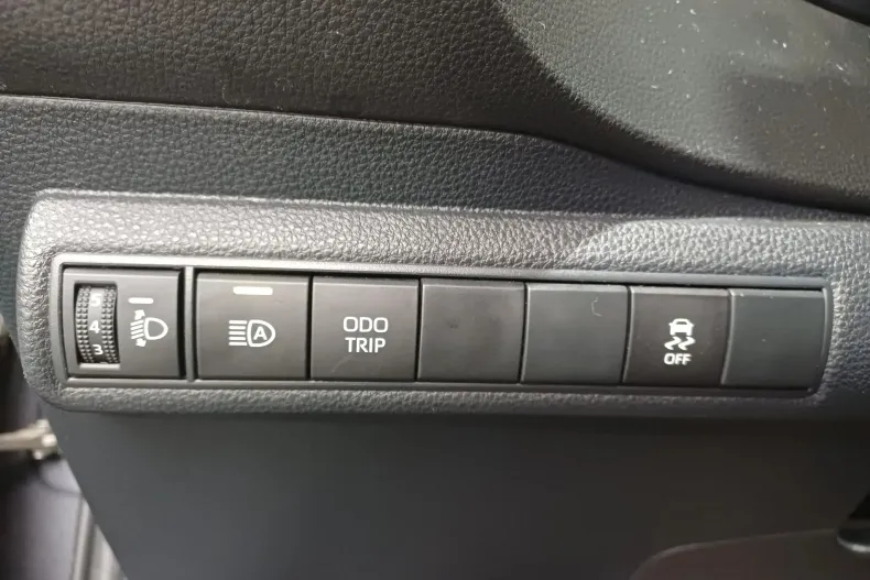 Toyota Corolla din 2023 cu 55.544 km - oferta TOY145048 - foto 10