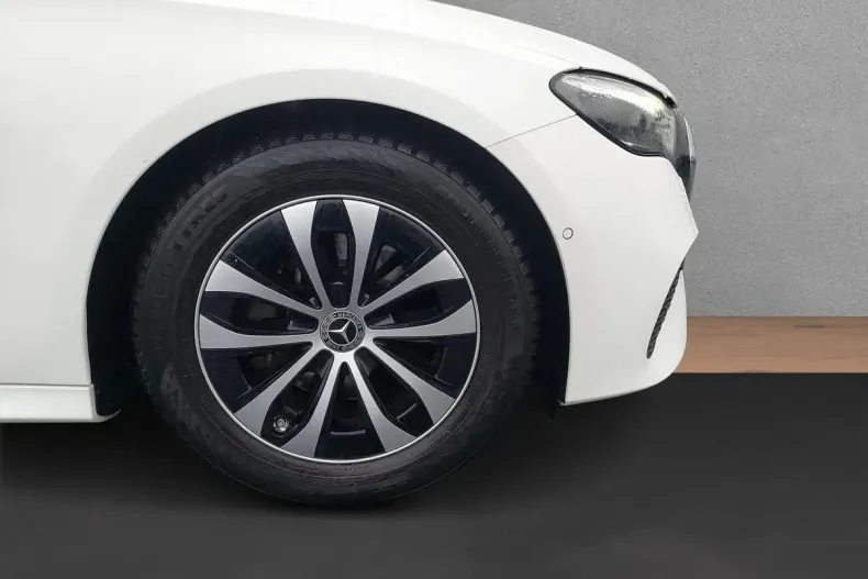 Mercedes-Benz E din 2024 cu 24.244 km - oferta MER145050 - foto 15