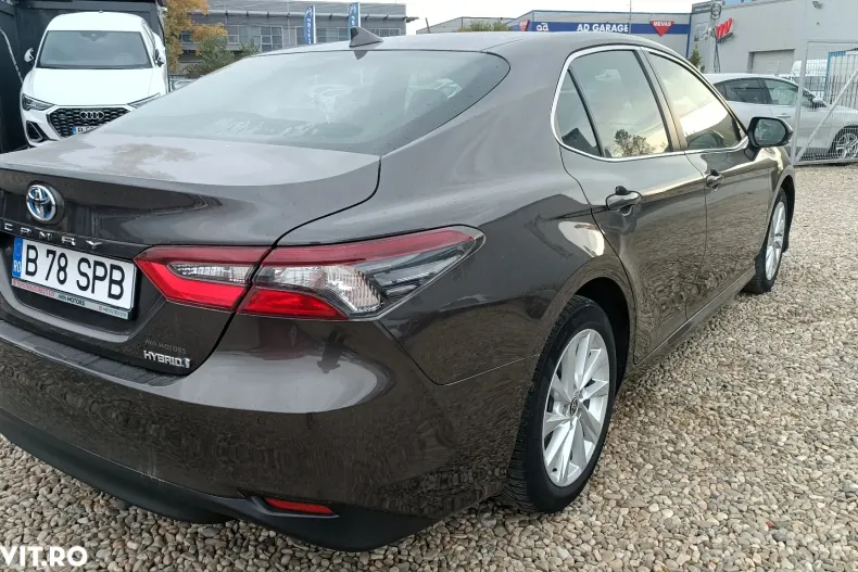 Toyota Camry din 2022 cu 125.468 km - oferta TOY145056 - foto 5