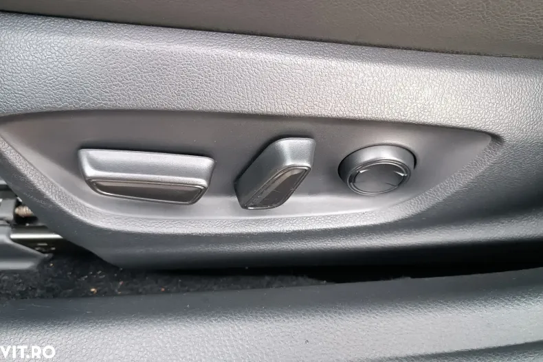 Toyota Camry din 2022 cu 125.468 km - oferta TOY145056 - foto 10