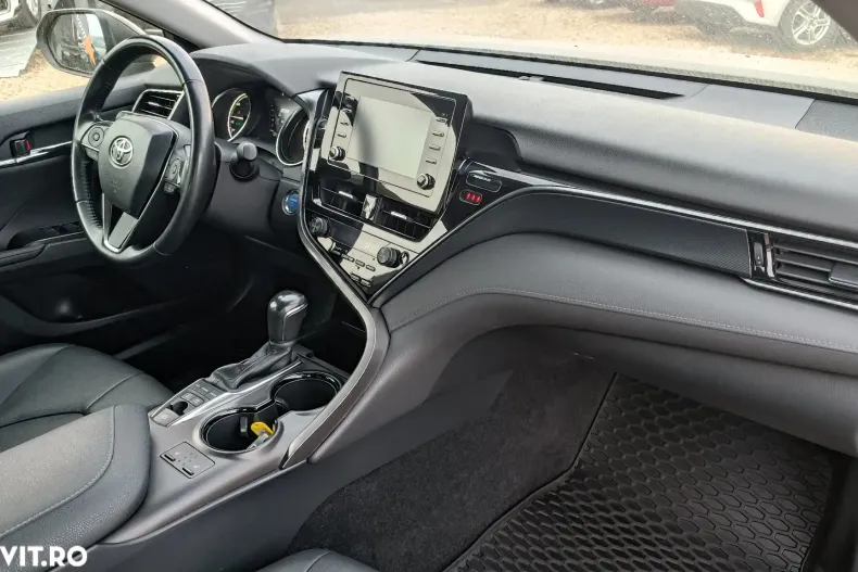Toyota Camry din 2022 cu 125.468 km - oferta TOY145056 - foto 17