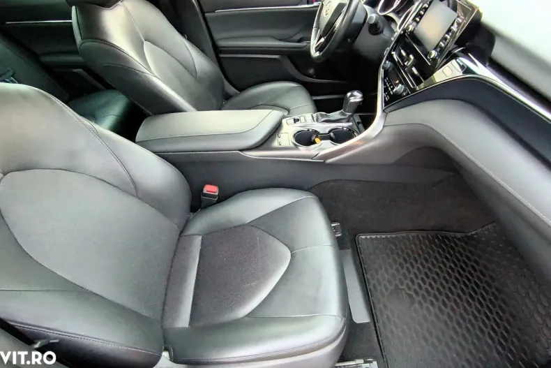 Toyota Camry din 2022 cu 125.468 km - oferta TOY145056 - foto 18