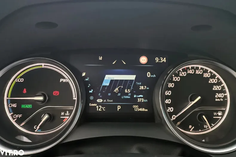 Toyota Camry din 2022 cu 125.468 km - oferta TOY145056 - foto 19