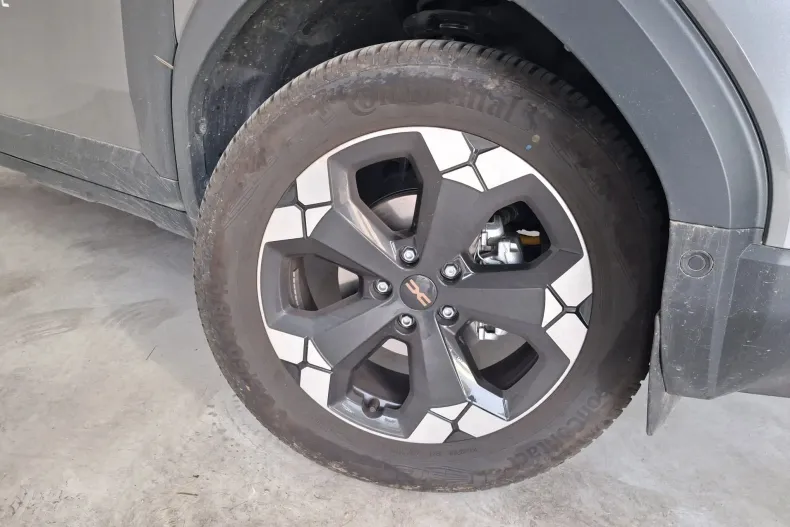 Dacia Duster din 2024 cu 4.678 km - oferta DAC145057 - foto 4