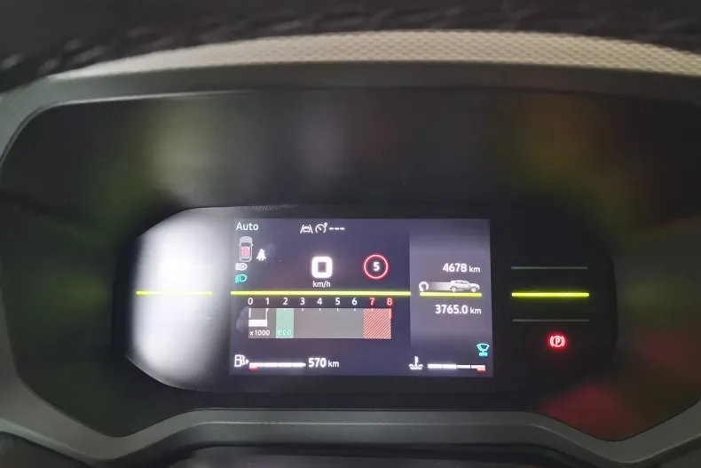 Dacia Duster din 2024 cu 4.678 km - oferta DAC145057 - foto 7