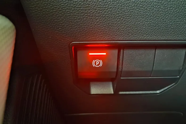 Dacia Duster din 2024 cu 4.678 km - oferta DAC145057 - foto 15