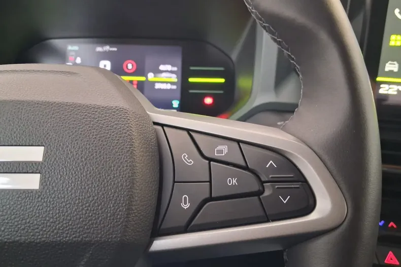 Dacia Duster din 2024 cu 4.678 km - oferta DAC145057 - foto 18