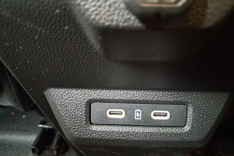 Dacia Duster din 2024 cu 4.678 km - oferta DAC145057 - foto 24