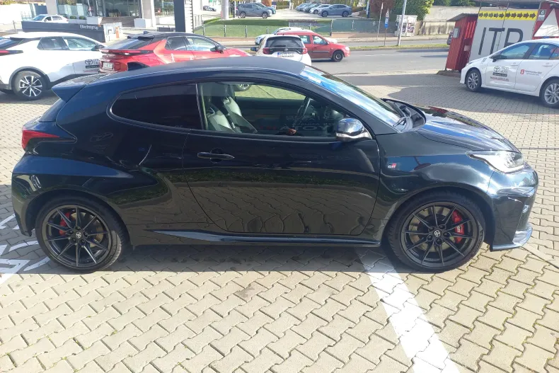 Toyota Yaris din 2020 cu 93.964 km - oferta TOY145061 - foto 8