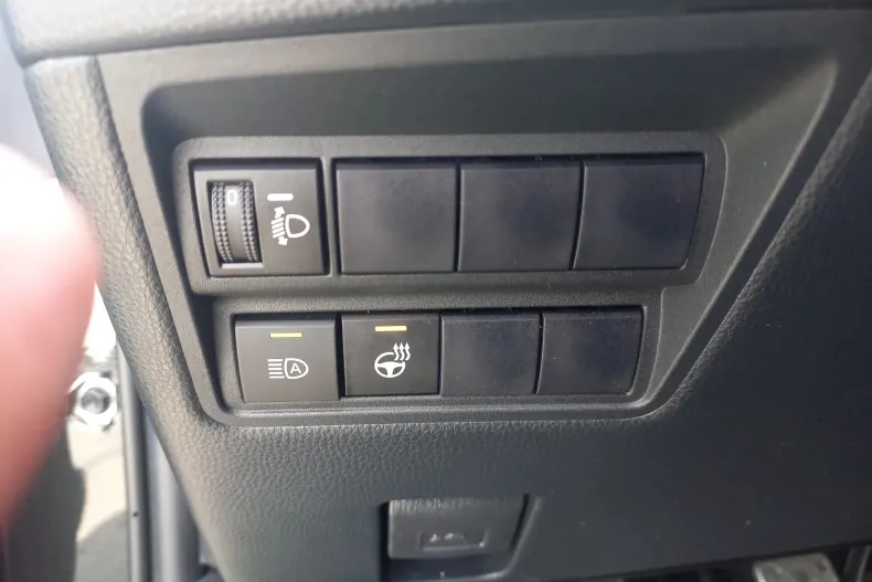 Toyota Yaris din 2020 cu 93.964 km - oferta TOY145061 - foto 26