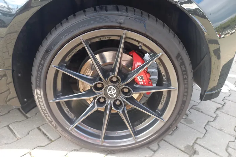 Toyota Yaris din 2020 cu 93.964 km - oferta TOY145061 - foto 36