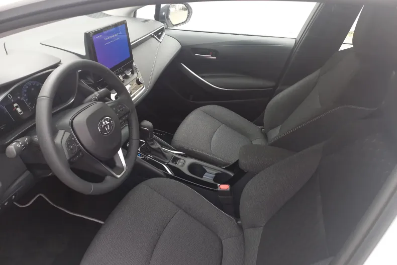 Toyota Corolla din 2025 cu 10 km - oferta TOY145063 - foto 10