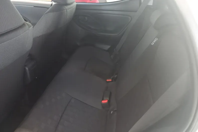 Toyota Yaris din 2025 cu 10 km - oferta TOY145066 - foto 10