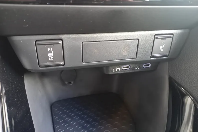 Toyota Yaris din 2025 cu 10 km - oferta TOY145066 - foto 17