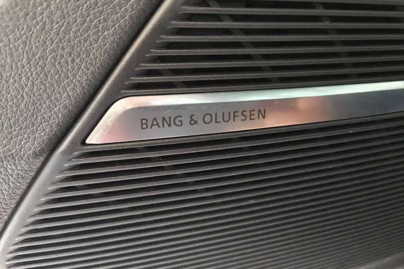 Audi RSQ8 din 2020 cu 128.000 km - oferta AUD145069 - foto 28