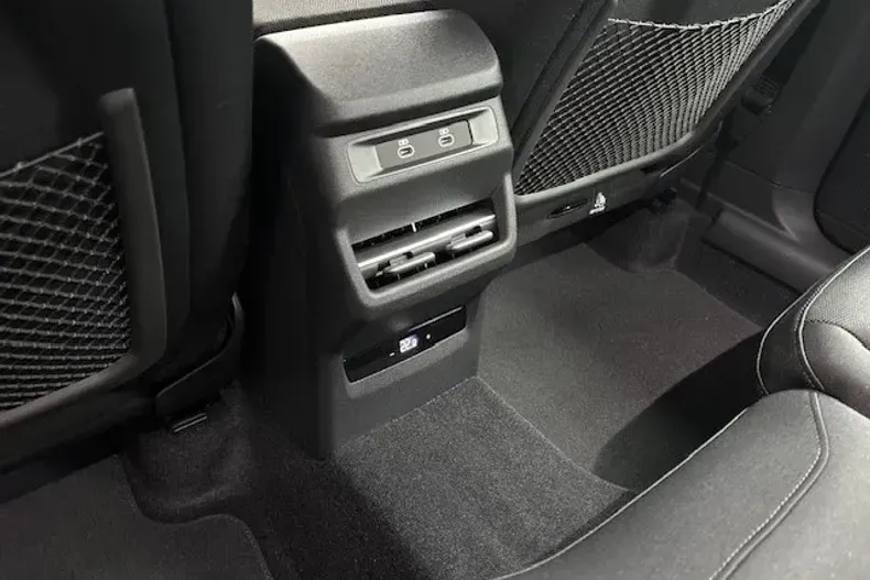 Audi Q3 din 2025 cu 1 km - oferta AUD145070 - foto 9